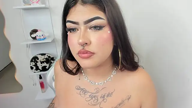 hollycute__ live
