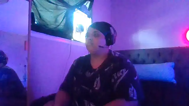 1n0nlythroat live