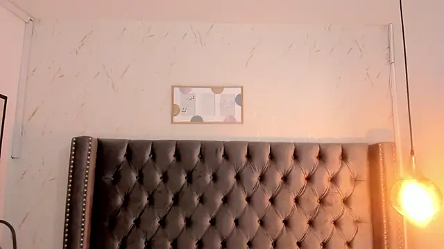 Anya_Belth live