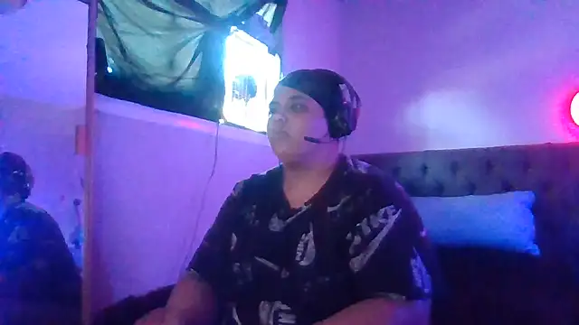 1n0nlythroat live
