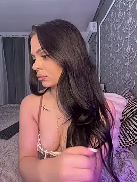 Olivia_Noor live