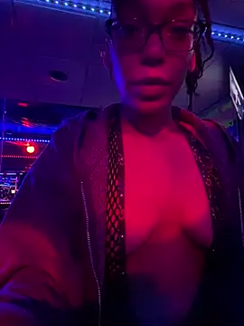 Velvetraexo live