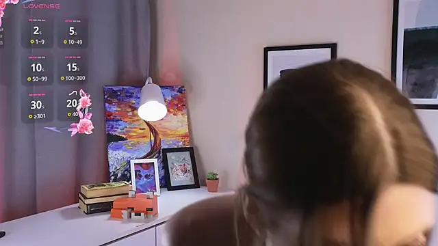 Umia_Bordered live