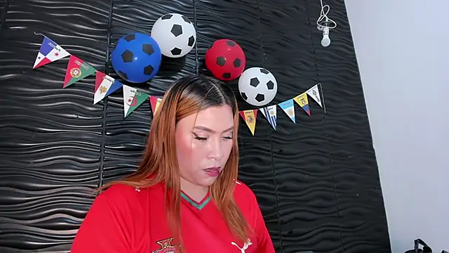 Melody_Megann live