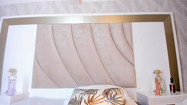 EbonyJoyce live