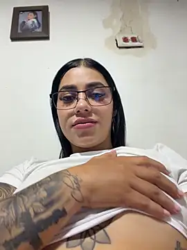 AlannaEvons live