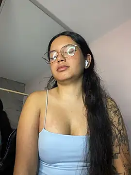 Rosita_forever_ live