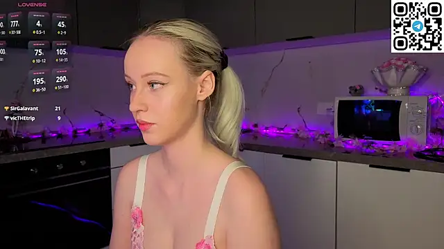 Anadeyaaa live