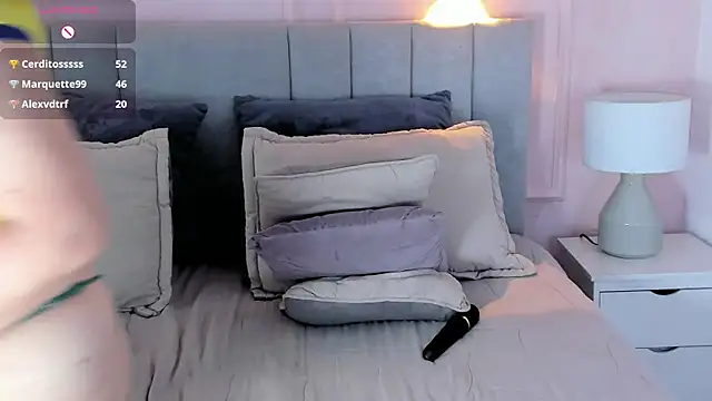victoria_bourne live