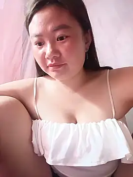 Luna_cute- live