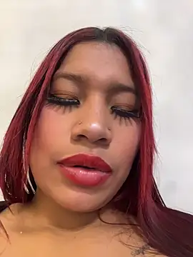 Cherry_Charlottee live
