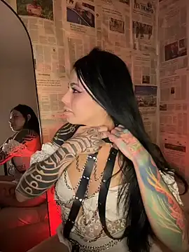i_am_nina_ live
