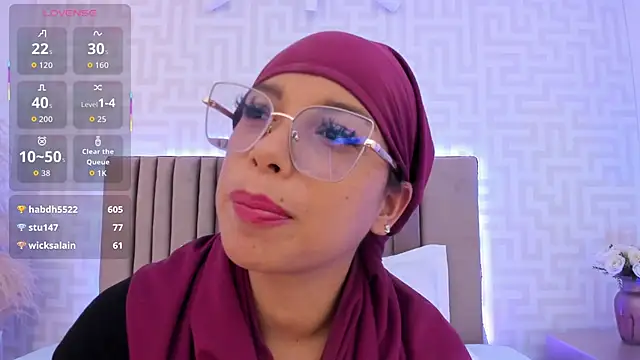 naishaa_ live