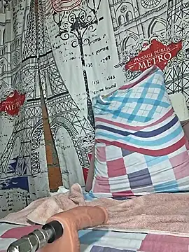 Juli_Powl live