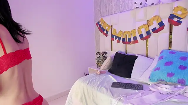 naughtymilfx_ live