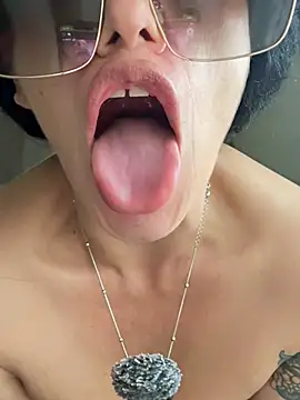 MARILYNKOVANOVA live