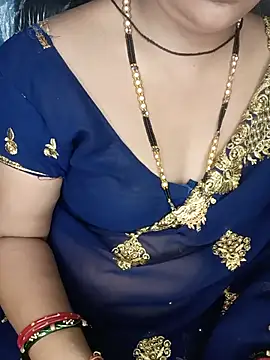 Miss_retika live
