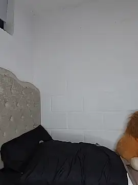 DaniRivers_ live