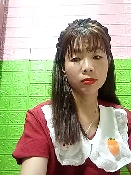 AmyLinee01 live