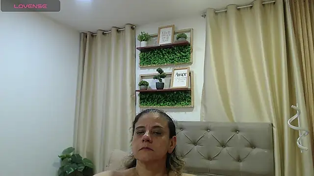 sasi_luna live