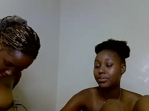 Pretty_kitty48 live