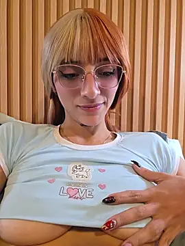 Dani-peggin live