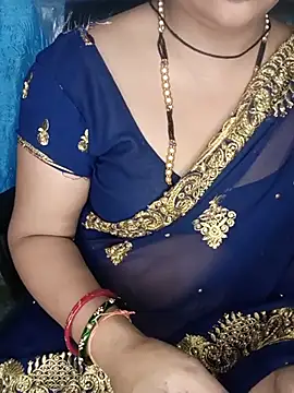 Miss_retika live