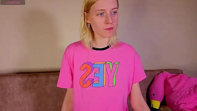 Crayzy_Luv live