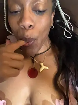 NatalieGainer_goodies live