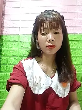 AmyLinee01 live