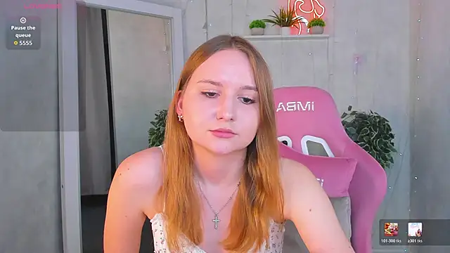 Emmaa_Kimm live