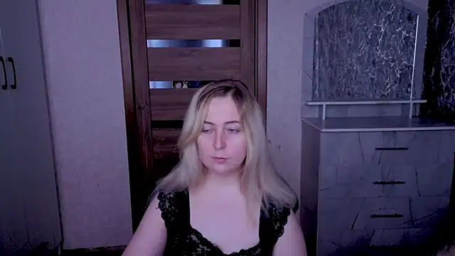 Kristy-Max live
