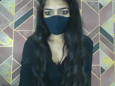 Hot-Roshni live