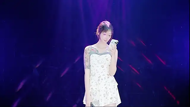 XZ-520 live