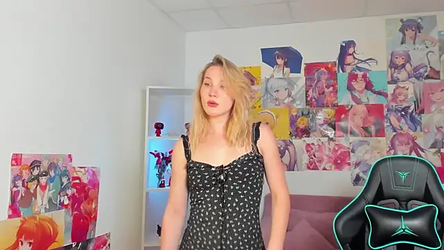 ElaraVoltage live