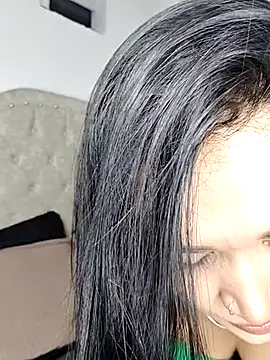 DaniRivers_ live