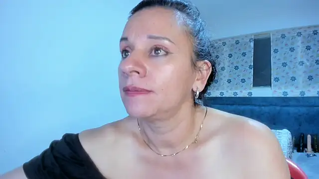 sofi_saliva2511 live