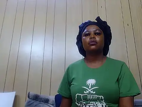 spicykittyy live