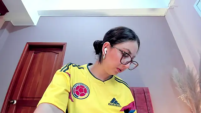 Emilywatsonn profile