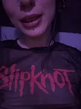 MissMidnightUK live