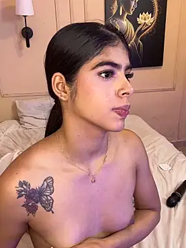 Ambersfoxx live