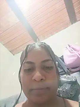 Giselabrunette25 live