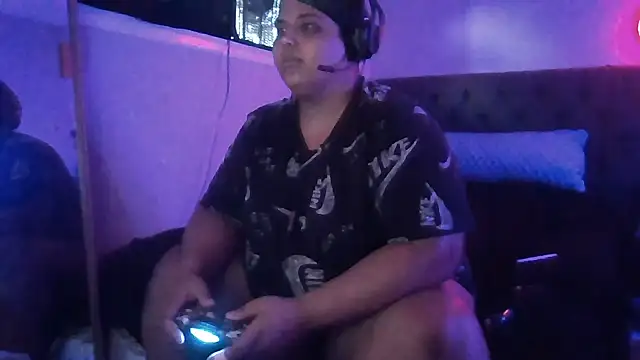1n0nlythroat live