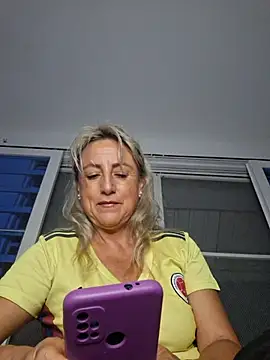almaluna7 live