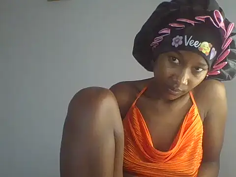 Blonde_slimy live