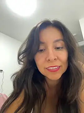 emely_sexx20 live