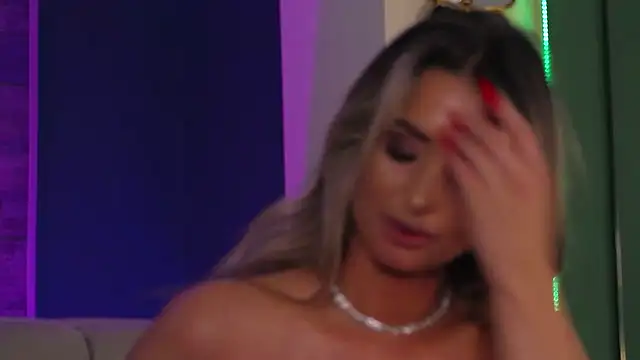 LoraDevine live