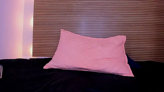 Rachel_Tom live