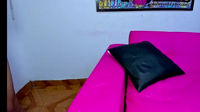 Party_Star1 live