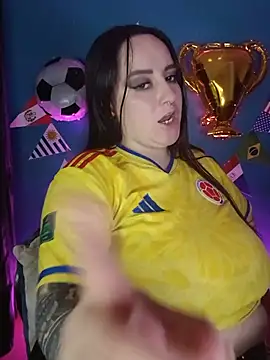Lena_black_ live